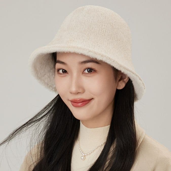 バケットハット　ふんわりニットバケットハット
