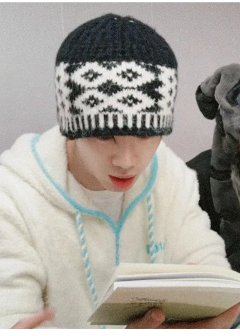 バケットハット 北欧風幾何学模様ニットバケット