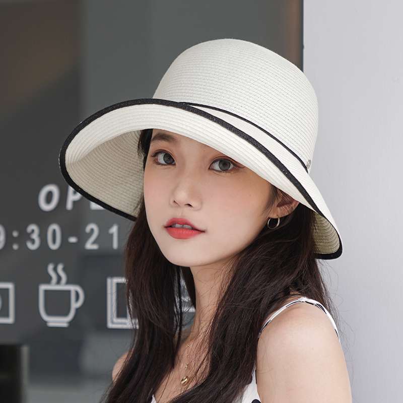 優美シルエットのリボンストローバケットハット