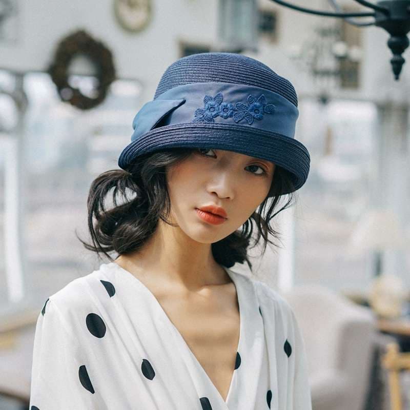 レトロな優美リボンストローバケットハット